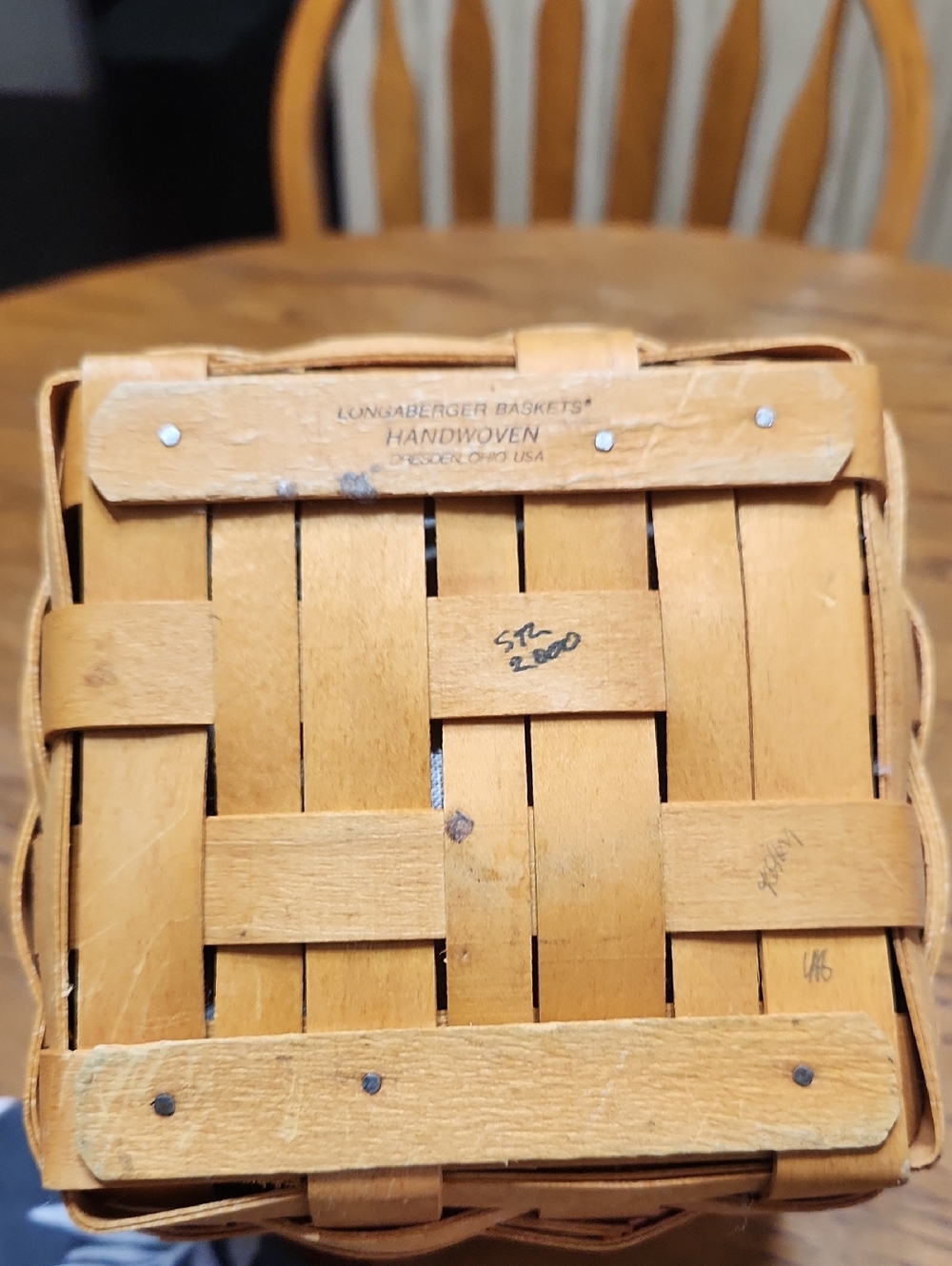 Longaberger Tissue Basket 2000 - Picture 3 of 8